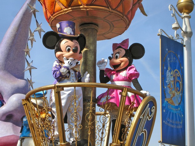 Disneyland Paris Weihnachten 2022 Angebote Disneyland Paris // 2 jours, 2 parcs // Février 2022 = 239