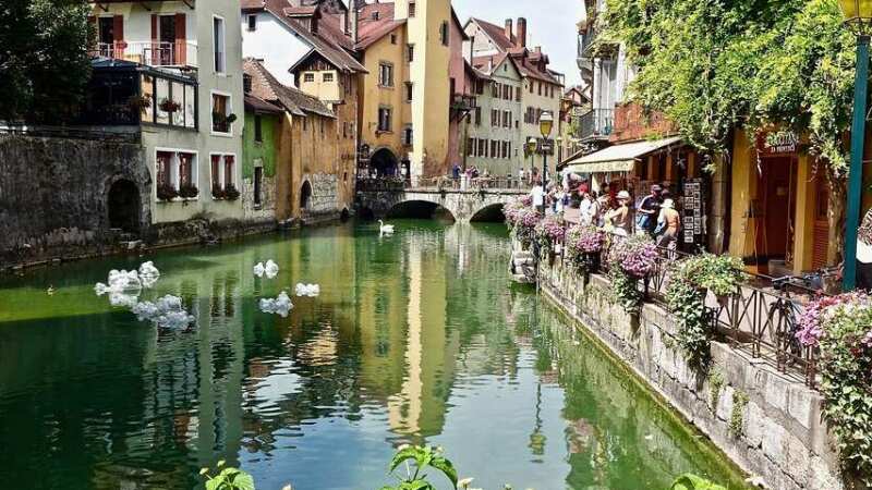Marchés de Noël d&rsquo;Annecy et Suisse
